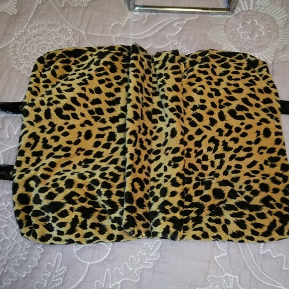 Dior Leopard 🐆 Double Zip 💜 Carry All 👛 - Picture 7 of 10